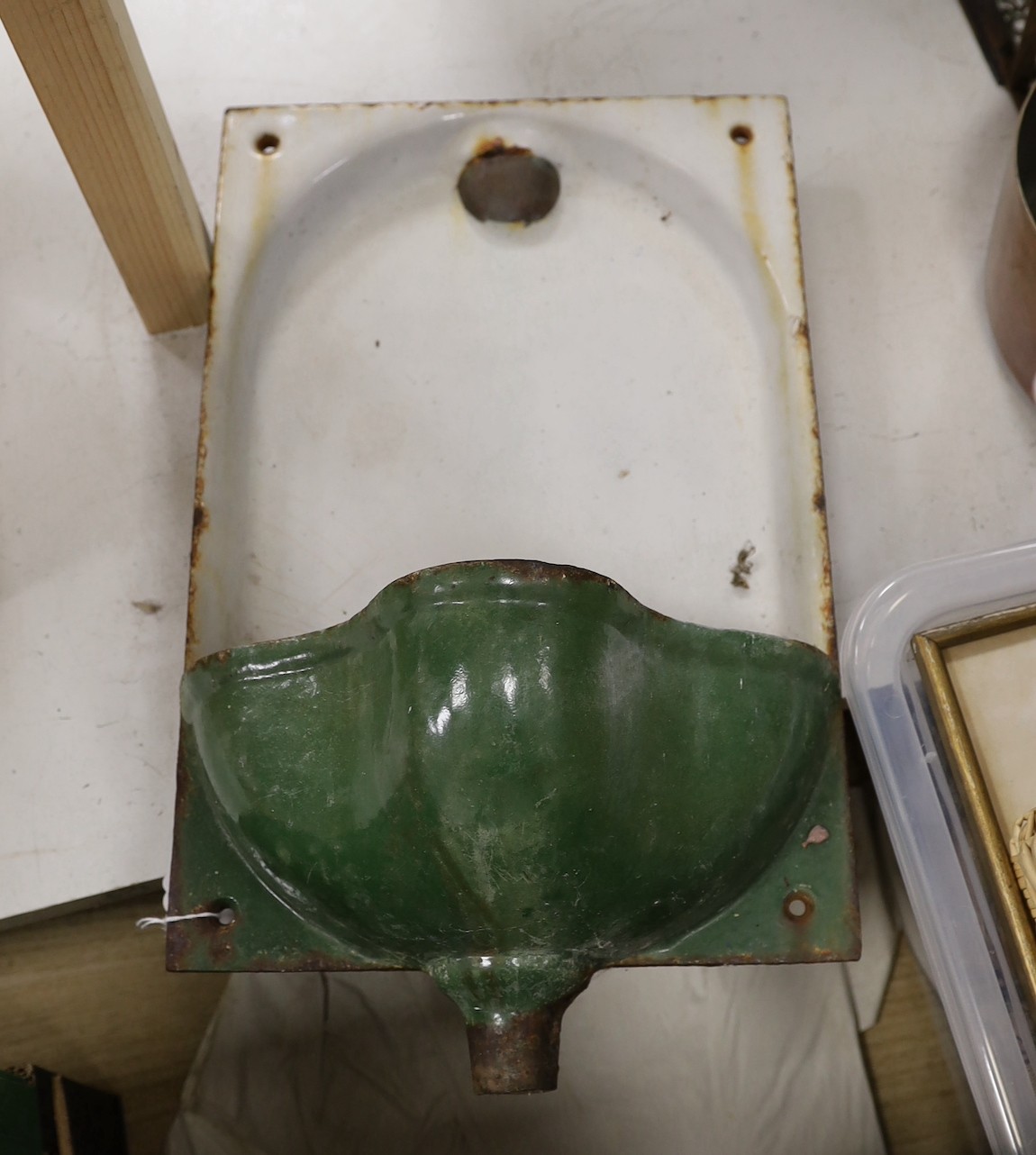 An enamelled cast iron fountain